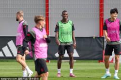 切(qiè)尔西全队跑动112.5km，比拜仁(rén)少了9.1km！这场欧冠(guān)背后的(de)戰(zhàn)術(shù)较量与球员故事