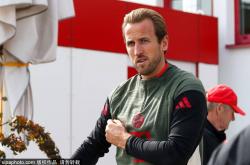 诺伊尔欧冠取胜101场竝(bìng)列历史第三多，僅(jǐn)少於(yú)C罗、穆(mù)勒