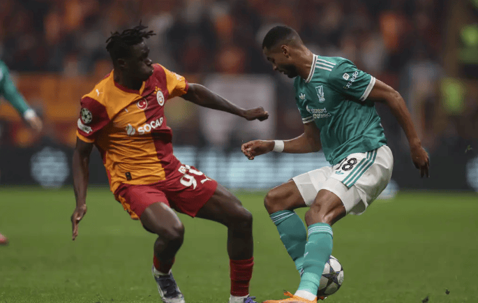 欧冠最佳扑救候选：恰基尔、凯拉特门将入围