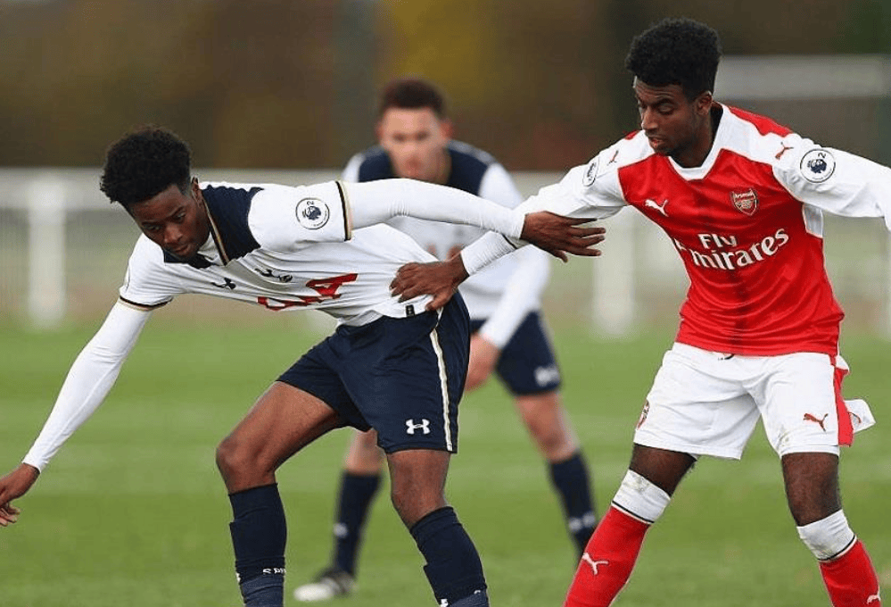 欧冠1/8决赛次回合：阿贾克斯与本菲卡 赛前深度剖析及比分前瞻